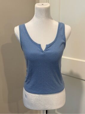 American Eagle Outfitters Ribbed V-Notch Tank Top Blue